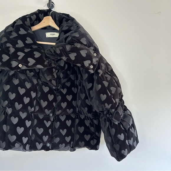 FENDI Down-filled Heart-motif Velvet Jacket In Black size 40 - Picture 3 of 15